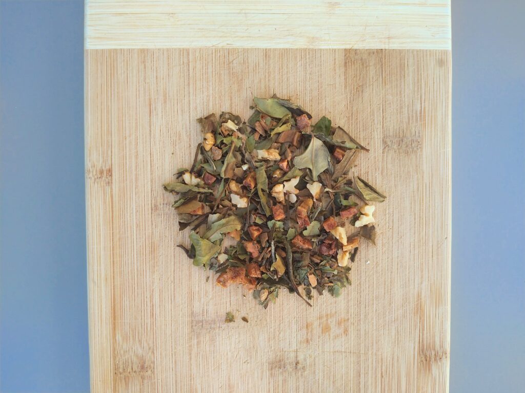 collection de thé d'automne de la maison de thé burstea : thé blanc poire, cannelle, noix